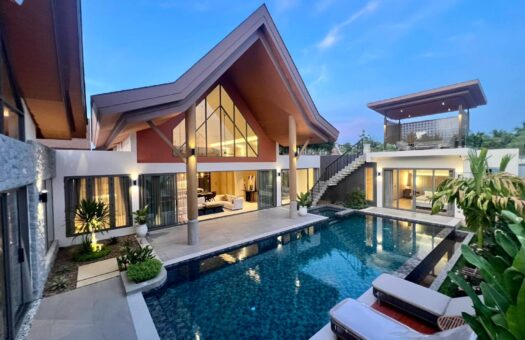 Stunning 4 Bedroom Pool Villas in Bang Tao / Layan